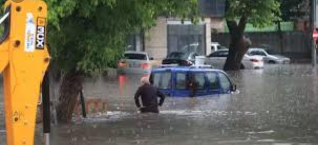 الفيضانات تجتاح العاصمة التركية انقرة