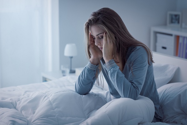 8 أسباب محتملة إذا استيقظت وأنت متعباً