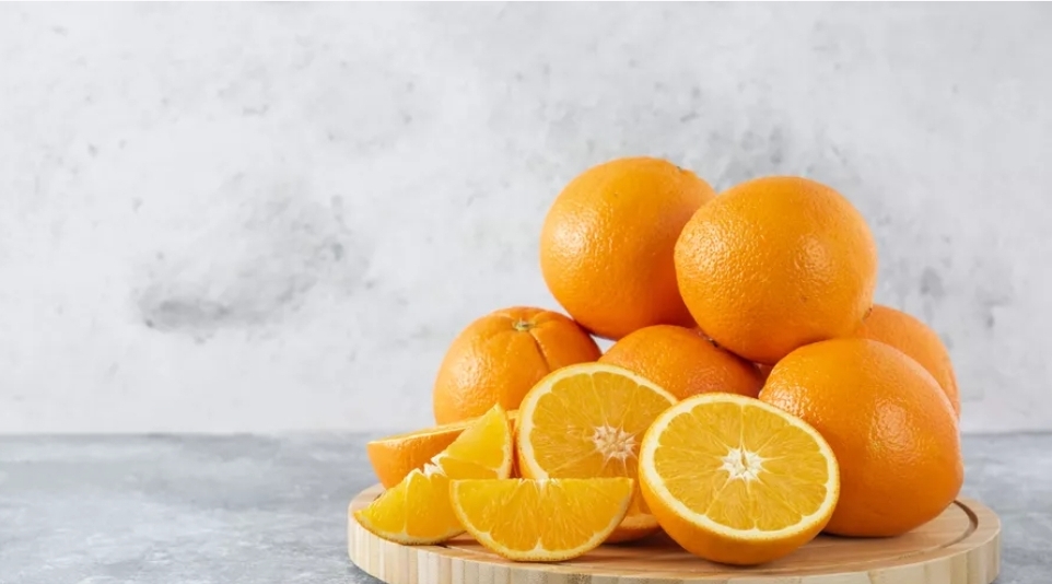  اهمية تناول البرتقال باعتباره كنز من الفوائد