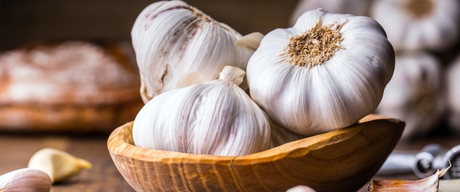 دور الثوم في تعزيز الصحة ضد الأمراض والالتهابات