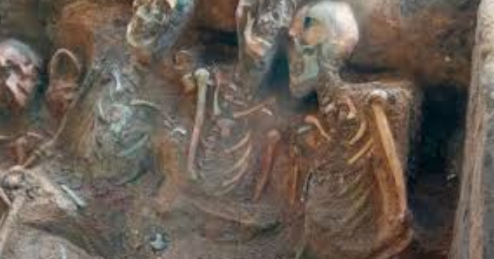  علماء اثار في المانيا يكتشفوا مقبرة تضم رفات ضحايا الطاعون