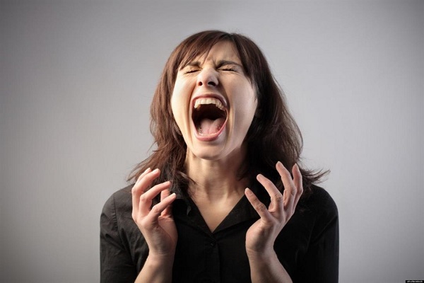  لماذا الصراخ مفيد لصحة النساء؟