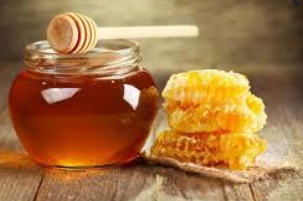 دراسة حديثة: عسل النحل له فوائد عديدة على صحة الانسان اهمها على القلب
